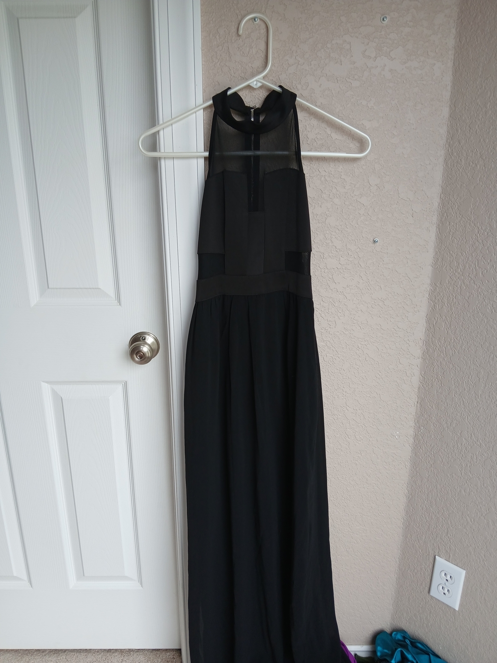 Black Sleeveless Mesh Yoke Maxi Dress -